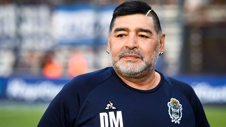 Prokuror Maradonanın ölümündə şəxsi həkimini günahlandırdı