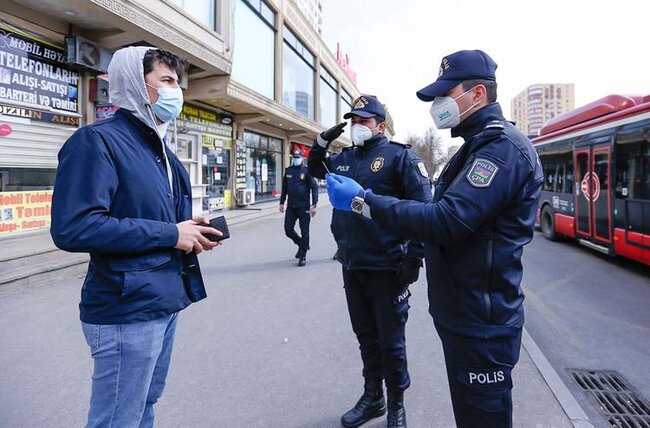 Bu şəxslərin xidməti vəsiqə ilə hərəkətinə icazə verilir