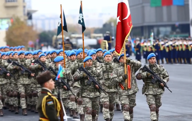 Adi vətəndaşlar Zəfər paradına buraxılmayacaq - Hərbi ekspert