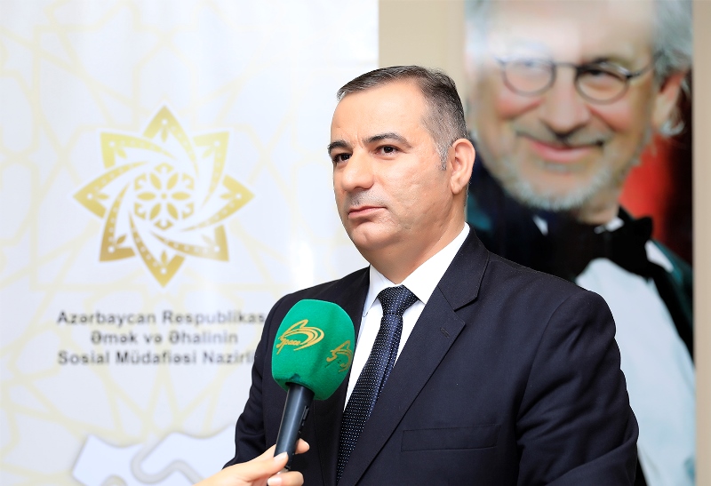 Eşitmə və nitq məhdudiyyəti olanlar üçün maarifləndirmə işi aparılır
