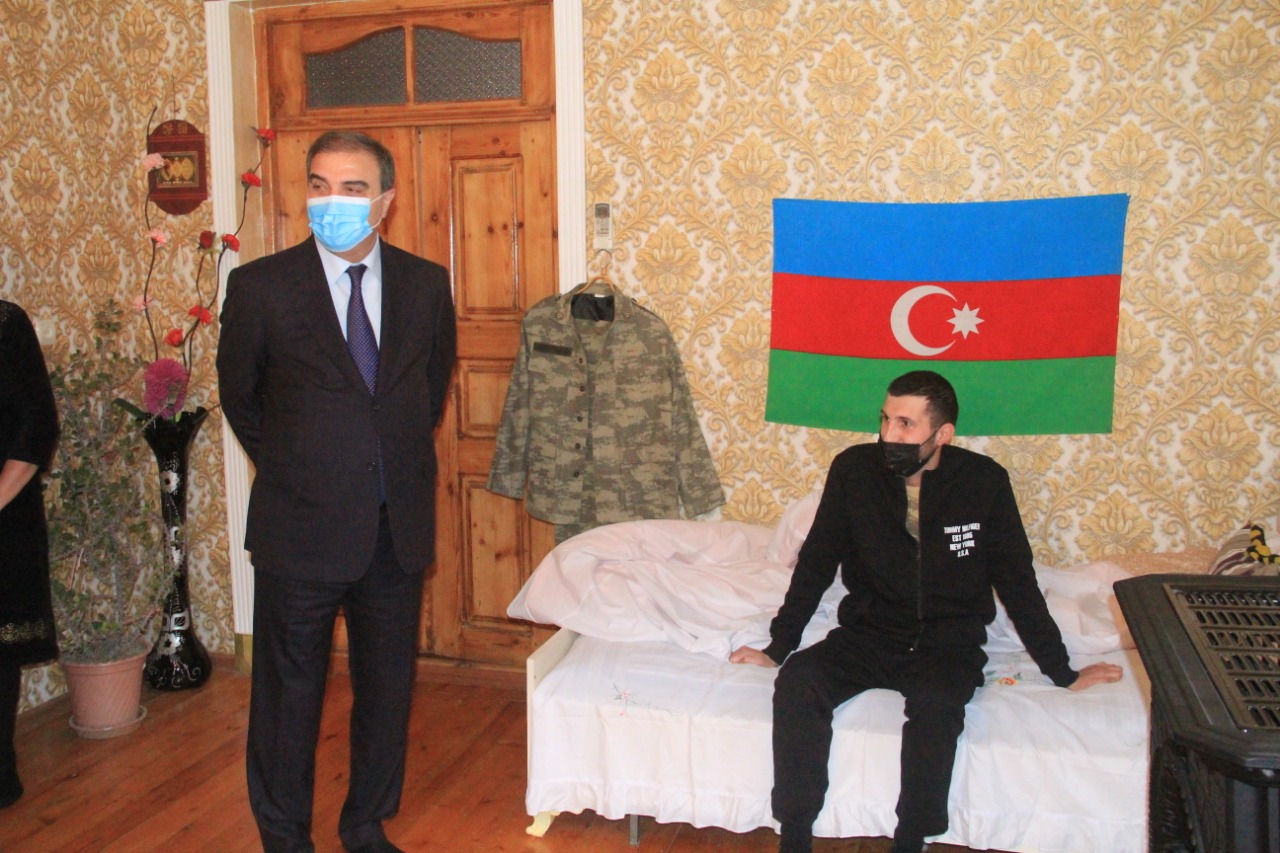 Niyazi Bayramov Vətən müharibəsi iştirakçılarını ziyarət edib - FOTOLAR  