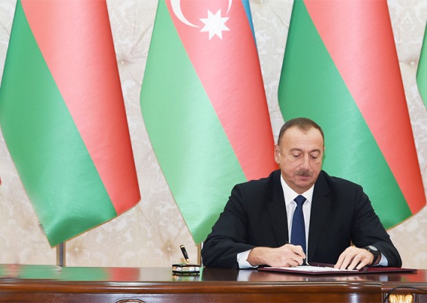 Prezident hərbi vəziyyəti ləğv etdi - FƏRMAN