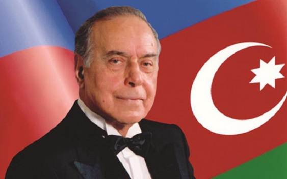 Heydər Əliyevin vəfatından 17 il keçir
