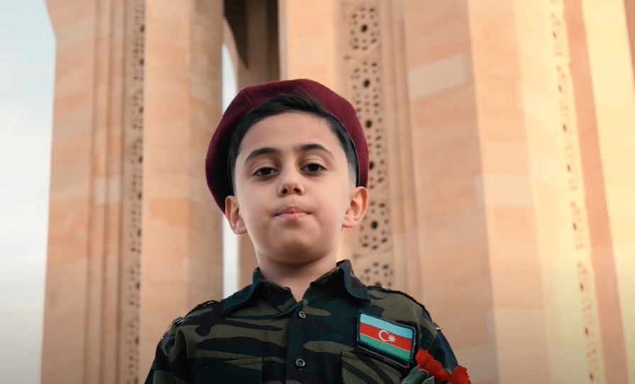 Bakı Avropa Liseyinin 3-cü sinif şagirdləri Qələbəmizi belə qeyd etdilər - VİDEO