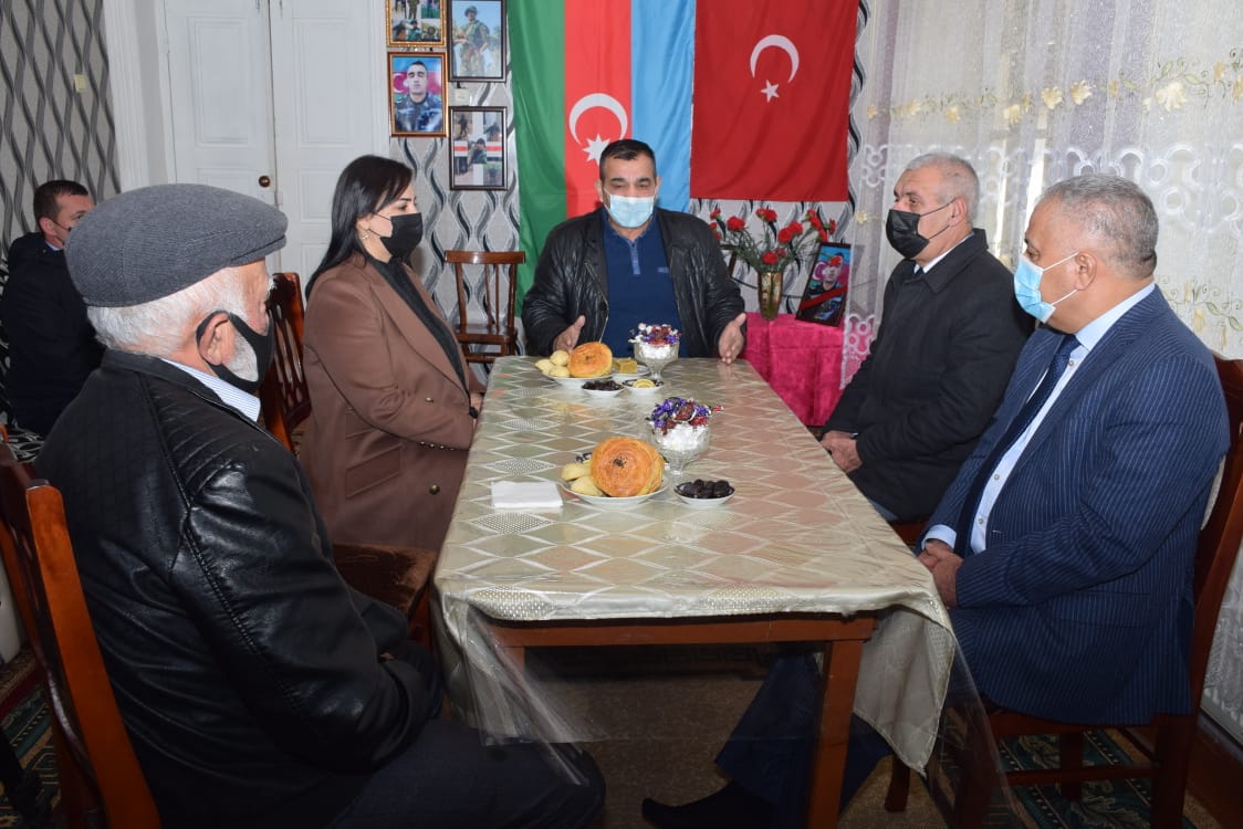 İcra başçısı şəhid gizirin ailəsini ziyarət edib - FOTO