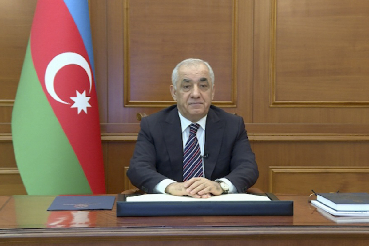 Deputat Baş nazirə müraciət etdi