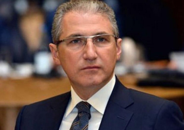 Muxtar Babayev idarə rəisini işdən çıxardı