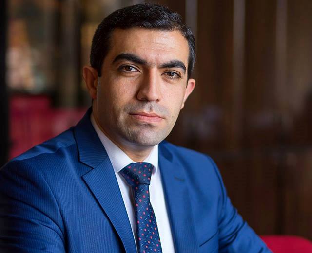 Haqq gəldi, batil məhv oldu