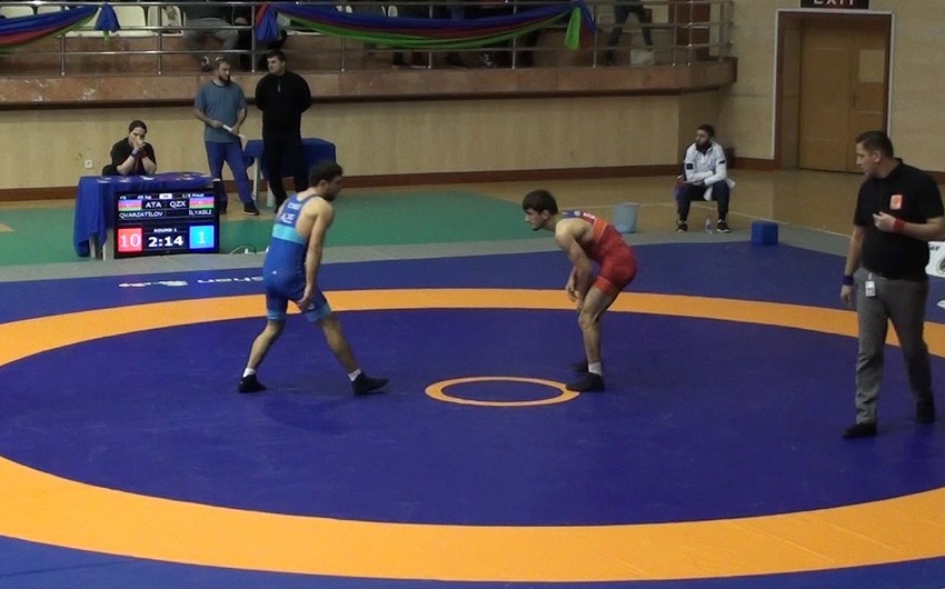 Güləşçimiz dünya kubokunun finalına yüksəldi