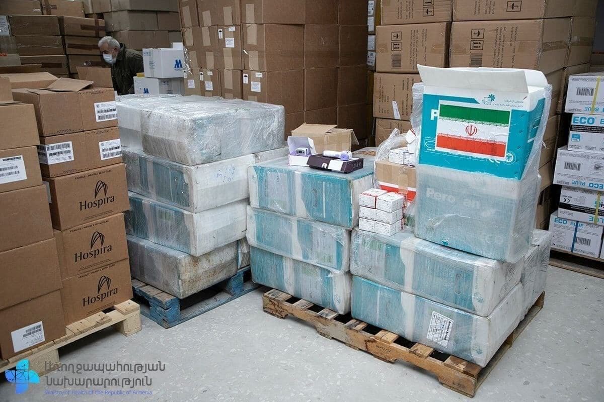 İran Ermənistana humanitar yardım göndərdi - FOTO