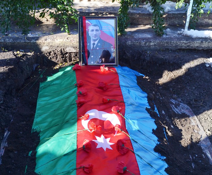 Bu gün Daşkəsəndə daha bir şəhid DƏFN EDİLDİ