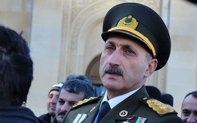 Səfərbərliyə yaşı çatmayanlar günlərlə “hərbi komisarlıqlar”ın qarşısında dayanırdı - Polkovnik