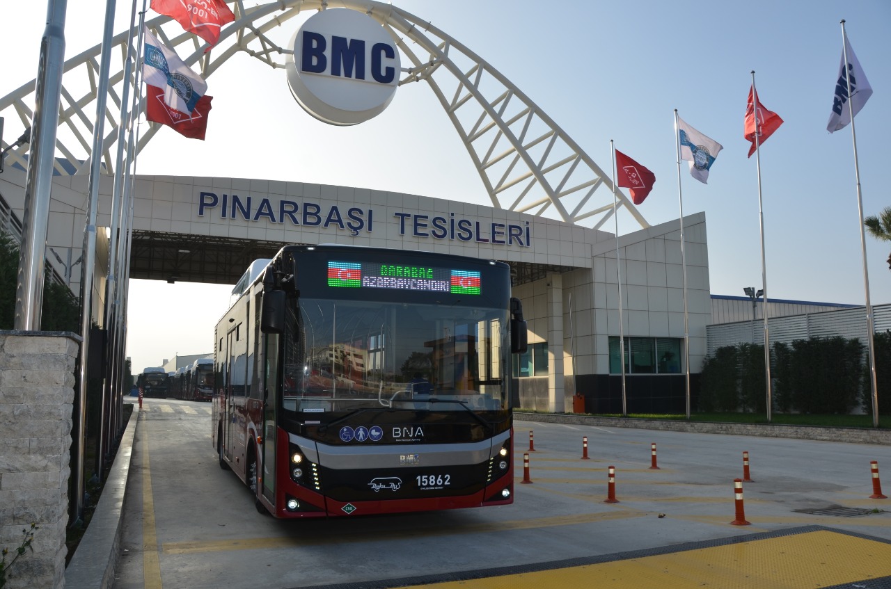 Paytaxta daha 355 ədəd yeni avtobus gətiriləcək - FOTO  