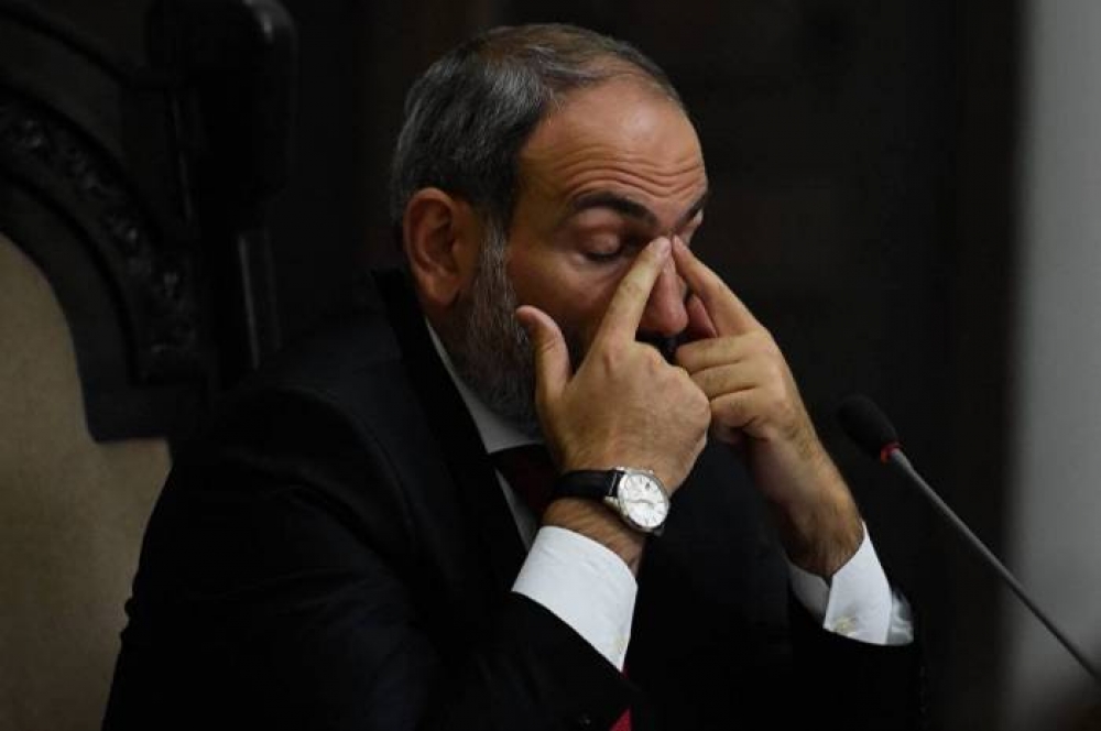 İdmançılar da Paşinyana “satqın” dedilər