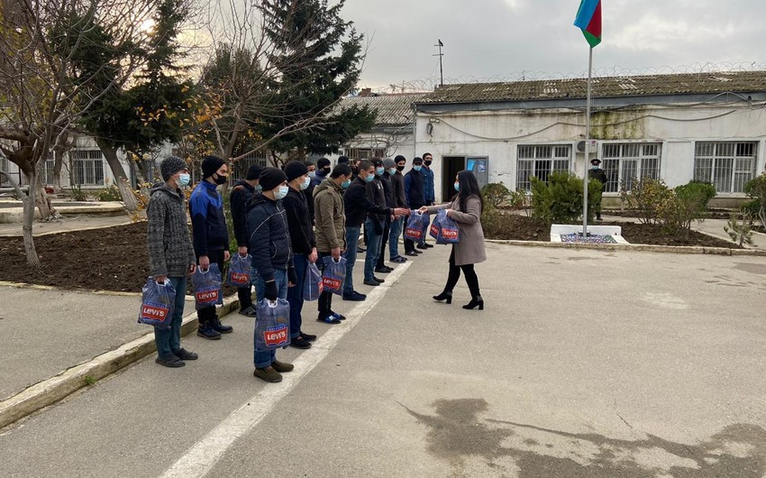 Səbinə Əliyeva 4 saylı cəzaçəkmə müəssisəsinə baş çəkib