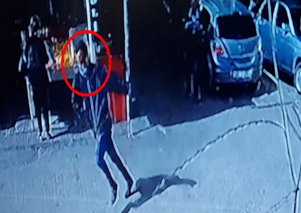 Bakıda qadının boyunbağısını oğurlayan şəxs tutuldu - VİDEO
