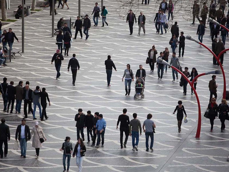 Müharibə dövründə vətəndaşların inandığı və inanmadığı dövlət qurumların SİYAHISI