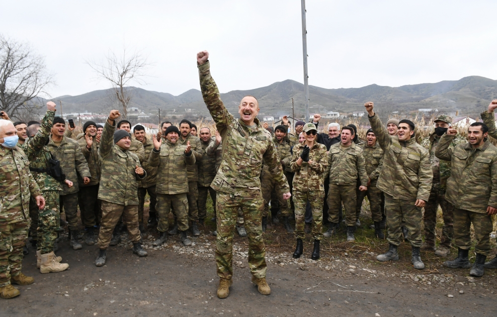 “Əgər o tərəfdən bir güllə atılsa, onları elə günə salarıq ki, öz adlarını unudarlar” - Prezident
