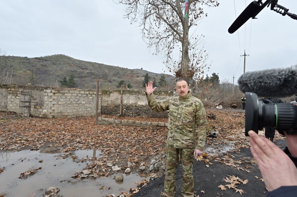 Prezidentdən Zəngilan məscidinin önündə beynəlxalq təşkilatlara ÇAĞIRIŞ