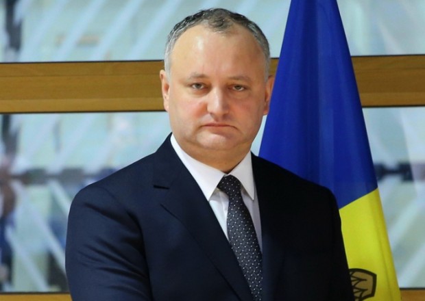 İqor Dodon İlham Əliyevi təbrik etdi
