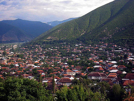 Şəkidə 600 aztəminatlı ailəyə yardım veriləcək