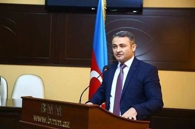 Azərbaycan mediasında qeyri-peşəkar insanlar var - Rövşən Məmmədov