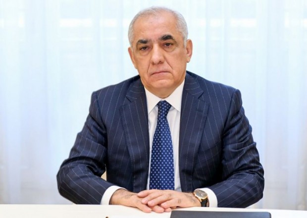 Əli Əsədov Giorgi Qaxariyanı təbrik etdi