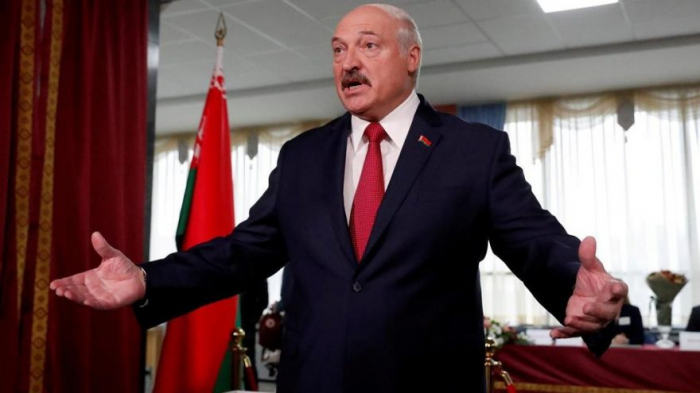 “Mən peyvənd olmayacam” - Lukaşenko