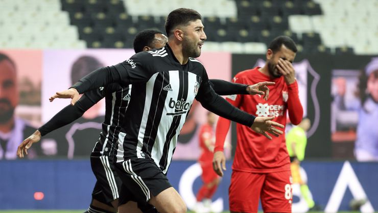 “Beşiktaş” ikinci pilləyə yüksəldi
