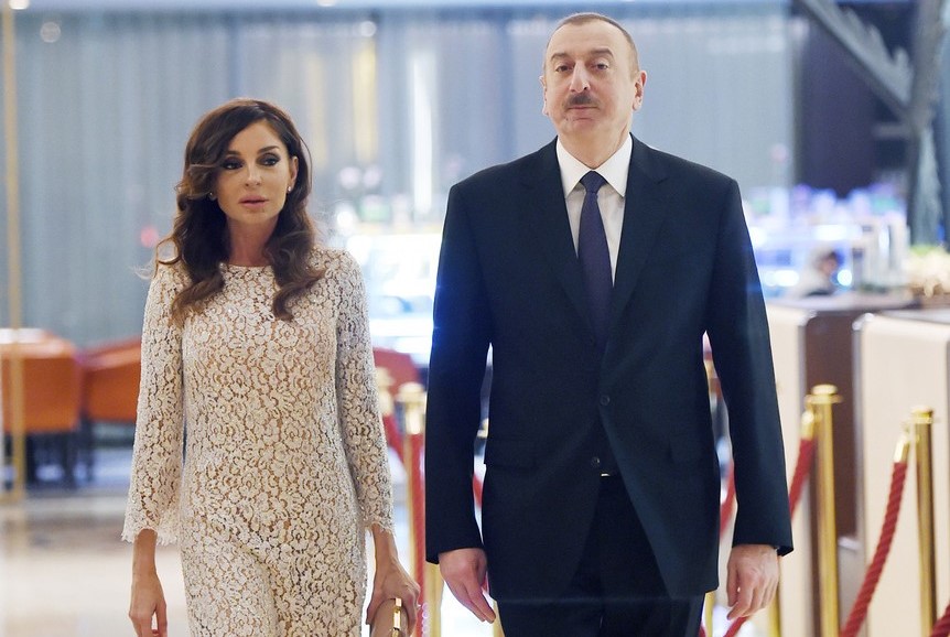 Milli Məclis Prezident və birinci xanımı TƏBRİK ETDİ