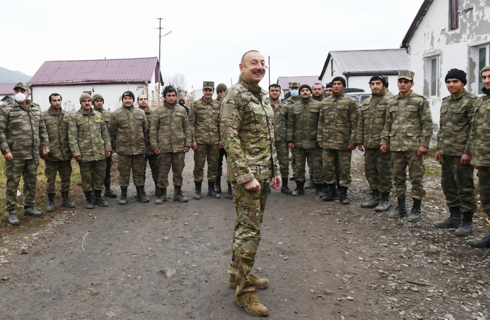 “Bəzi ölkələrin istəklərini yerə vururdum” - Prezident