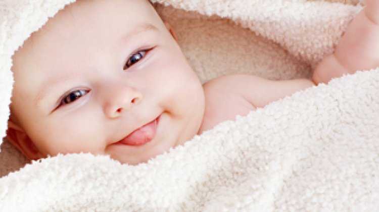 Yeni ilin ilk körpəsinə Ruhəngiz adı verildi