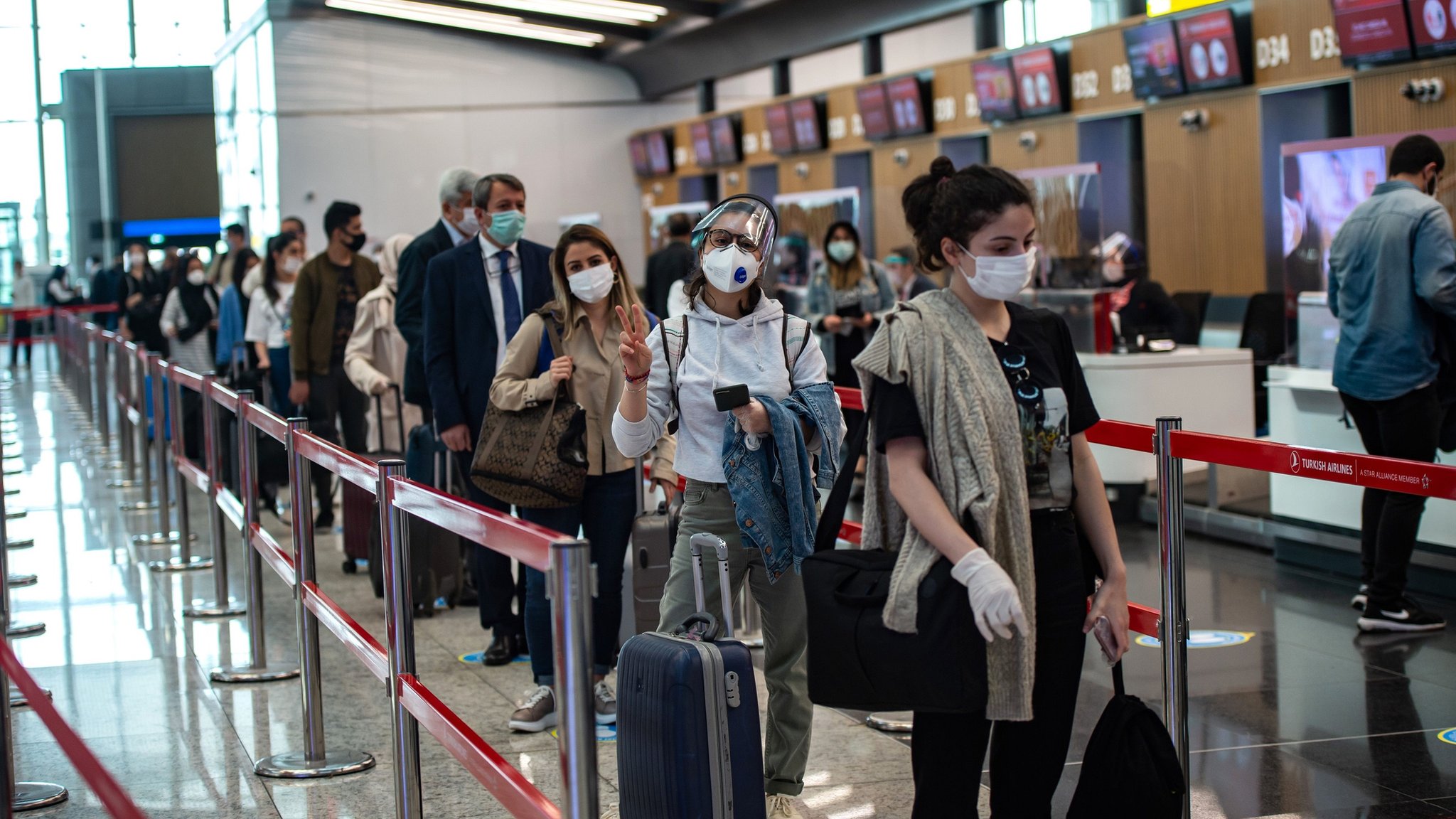 Təhlükəli virus Azərbaycana da çata bilər - “Təyyarə reyslərinə ciddi nəzarət olunsun”