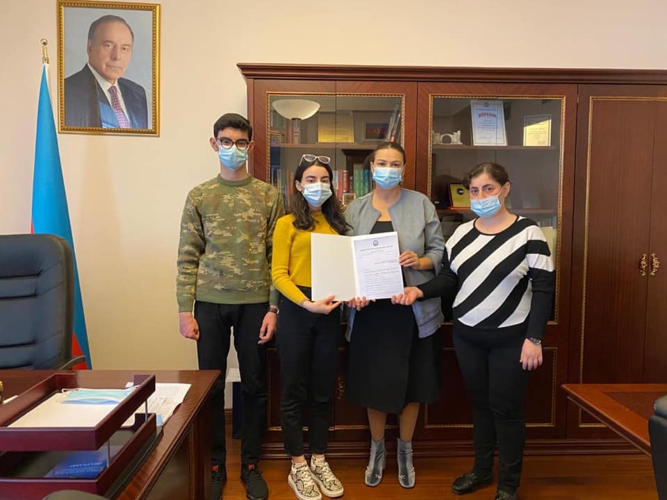 Deputatdan daha bir şəhid ailəsinə dəstək