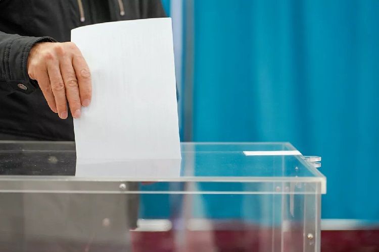 Qazaxıstanda parlament seçkiləri keçirilir