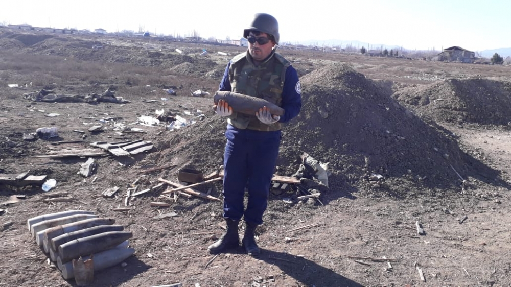 Cəbhəboyu ərazilərdə partlamamış mina və mərmilər tapıldı