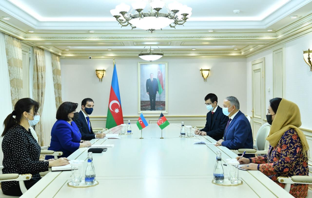 Sahibə Qafarova Əfqanıstanın Azərbaycandakı səfiri ilə görüşdü