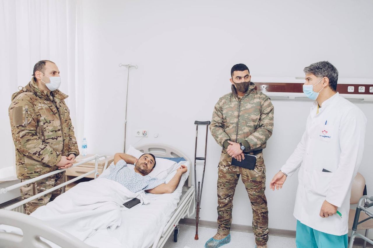 “YAŞAT” Fondu üç qazini əməliyyat etdirdi - FOTOLAR