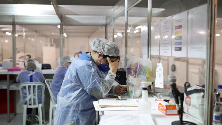 Braziliyada ötən sutka koronavirusdan rekord ölüm