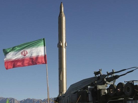 İran ballistik raketlərini sınaqdan keçirdi