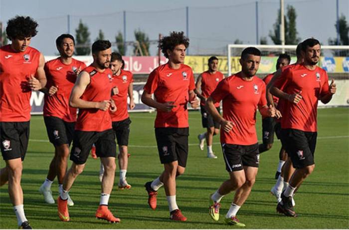 Tərtərdə futbol oyunu təşkil edənlər CƏRİMƏLƏNDİ