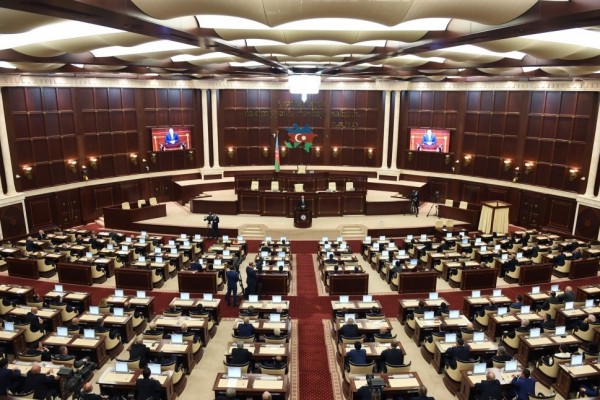 Parlamentin komitəsinin yaz sessiyası üçün iş planı təsdiqləndi