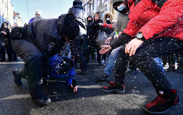 Moskvada keçirilən aksiyalarda 10-dan çox insan xəsarət aldı