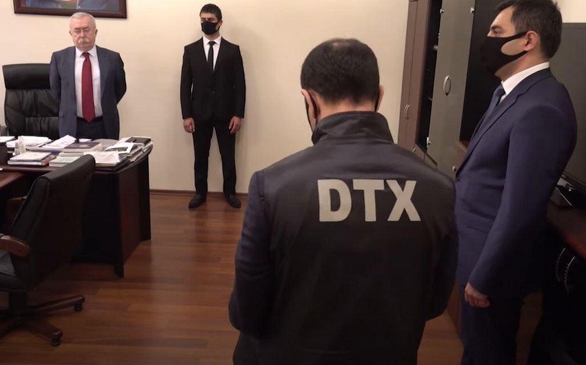 Məhkəmə XİN-in şöbə müdirlərinin həbs müddətini uzatdı