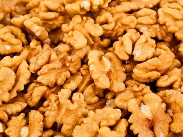 Ukraynadan gətirilən qoz ləpəsi istehlak üçün zərərlidir - Rəsmi
