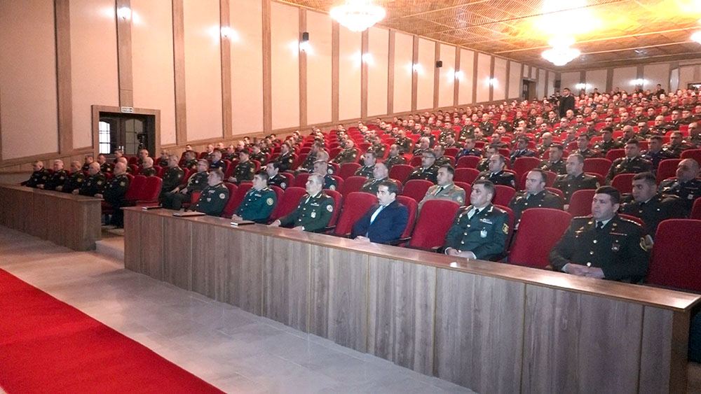 Naxçıvan Qarnizonu Qoşunlarında müşavirə - FOTO