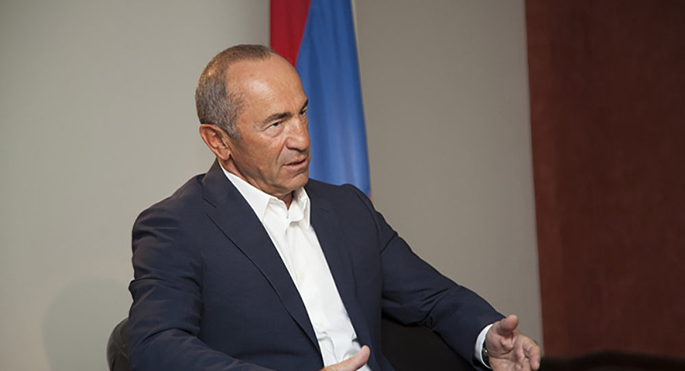 Koçaryan Moskvaya gedir