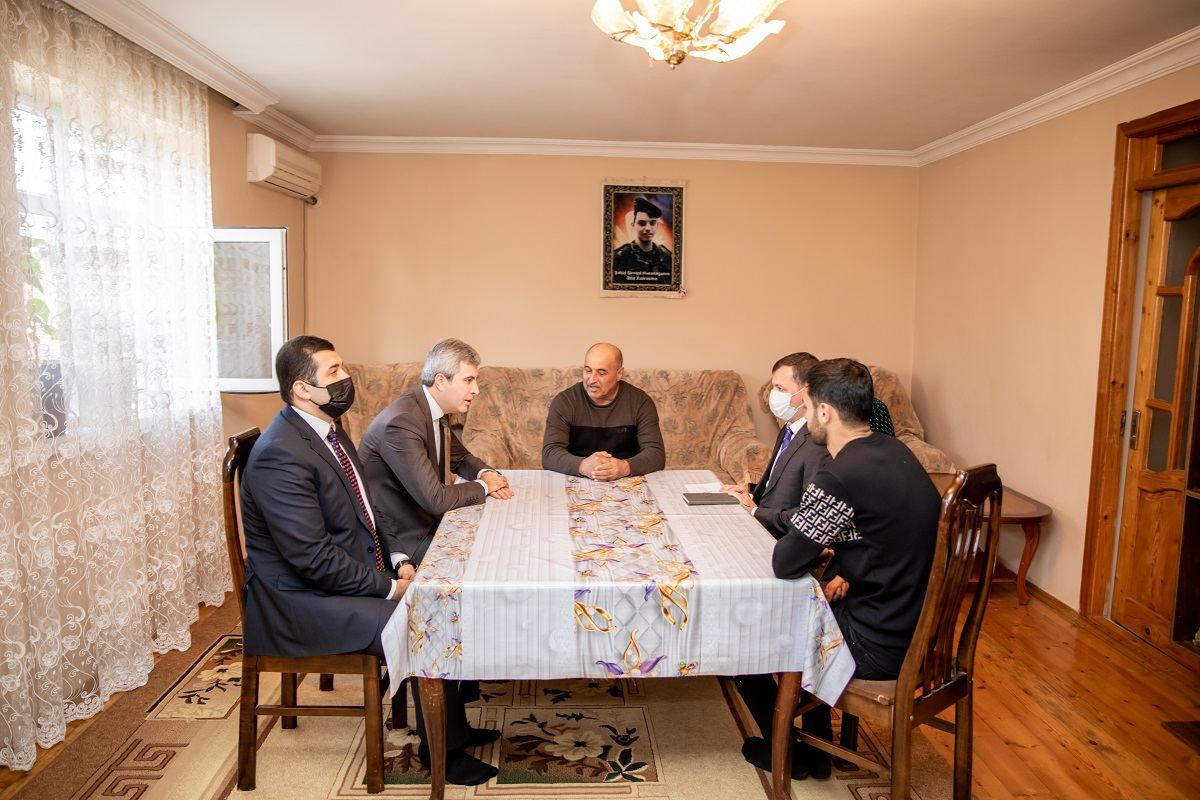 Daha üç şəhidimizin ailə üzvləri üçün kiçik bizneslər yaradıldı - FOTO