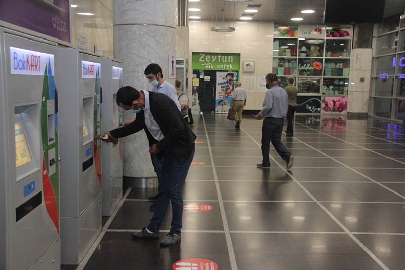 Metronun ödəmə terminalları AÇILDI