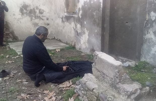 Liviyalı diplomat Zəngilanda dağılmış məsciddə namaz qıldı